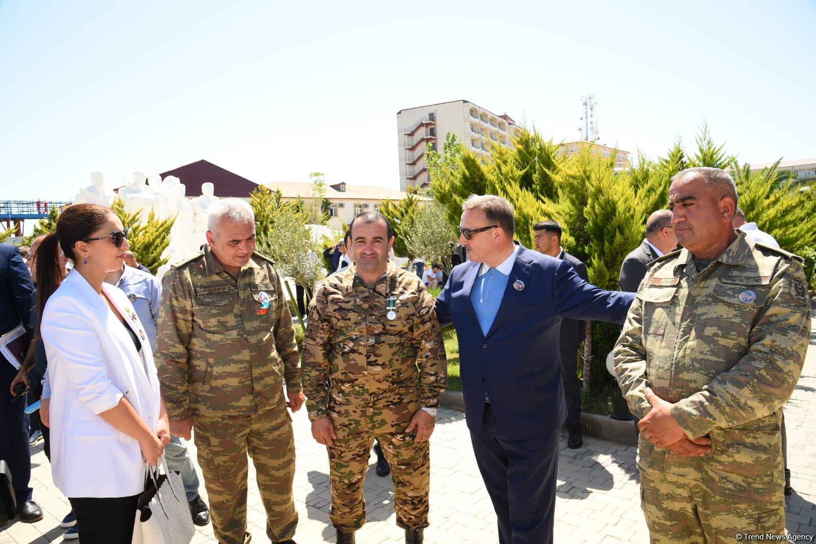 Neft Daşlarına mediatur təşkil olunub (FOTO)