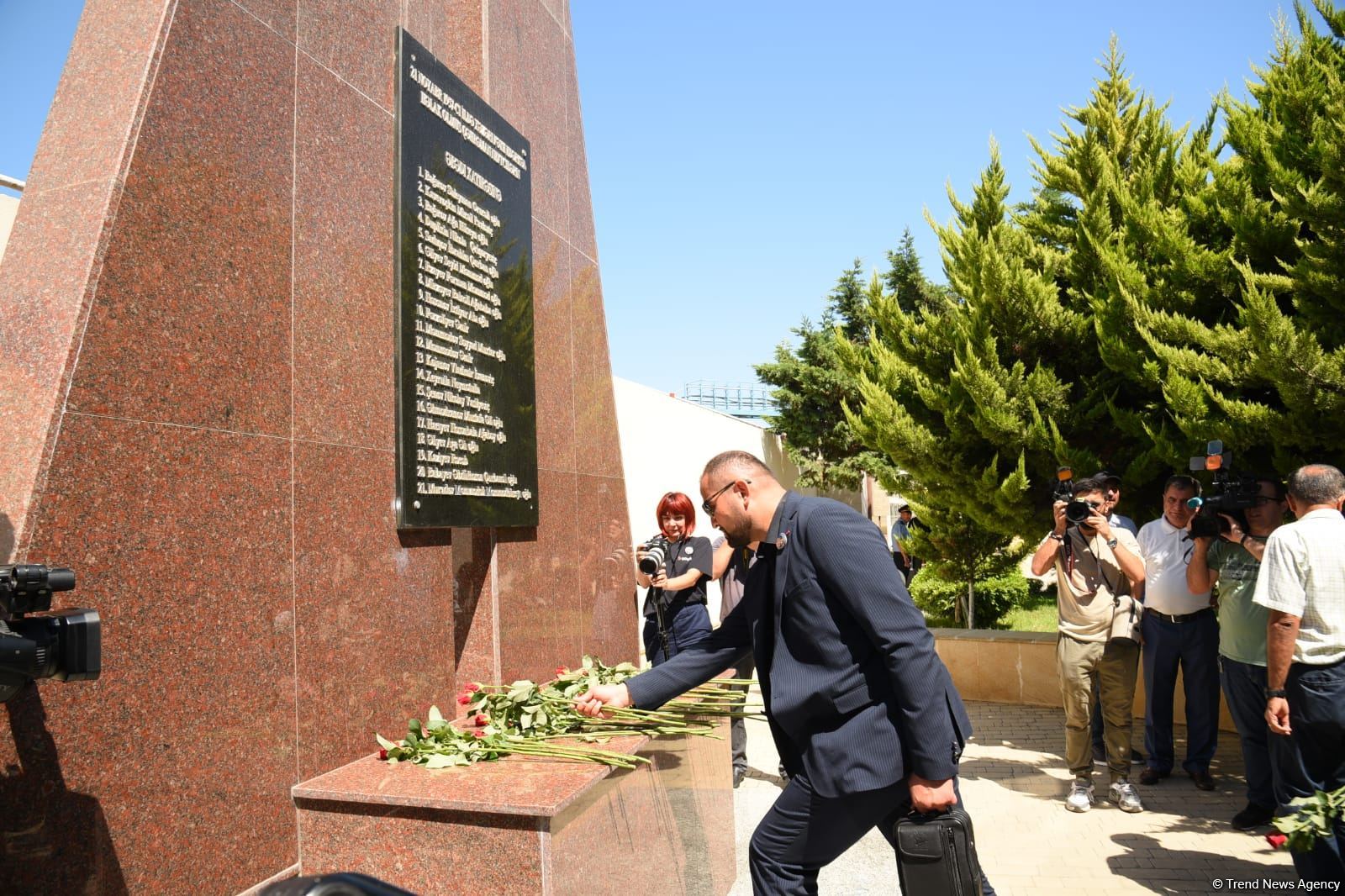 Neft Daşlarına mediatur təşkil olunub (FOTO)