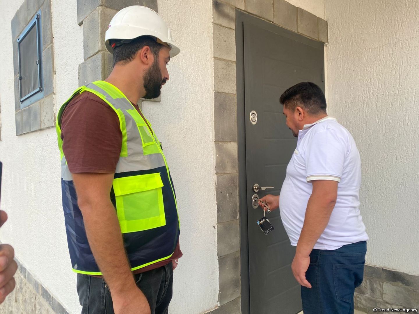 Ağalı sakinlərinə öz evlərinin açarları təqdim olunub (FOTO)