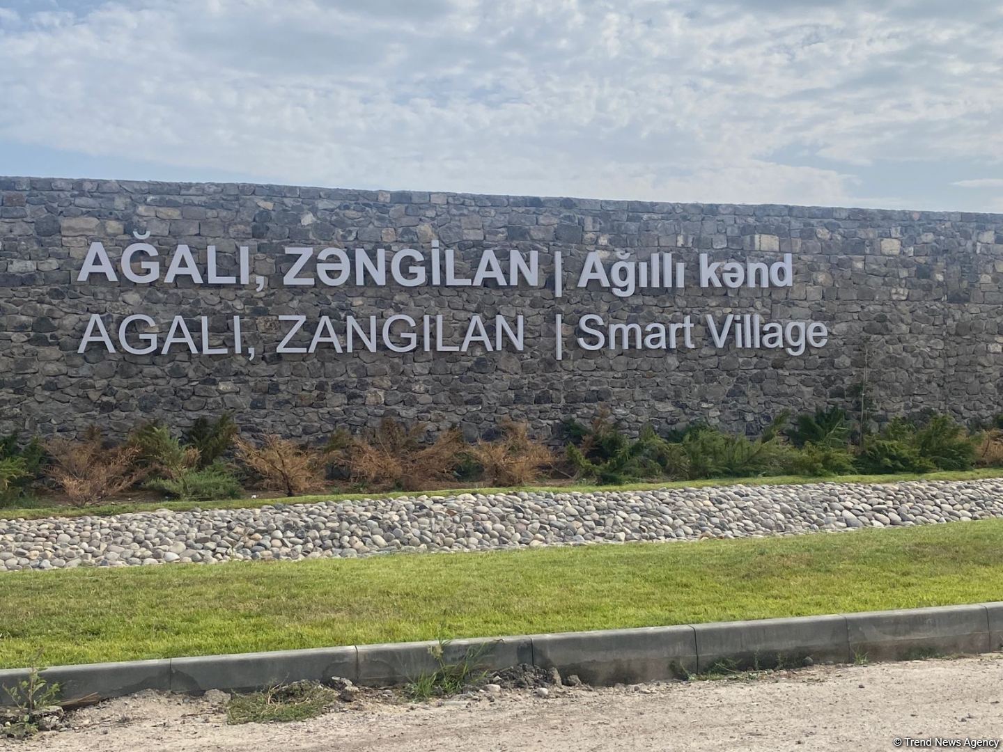 Ağalı kəndinin sakinləri öz yurdlarında (FOTO)