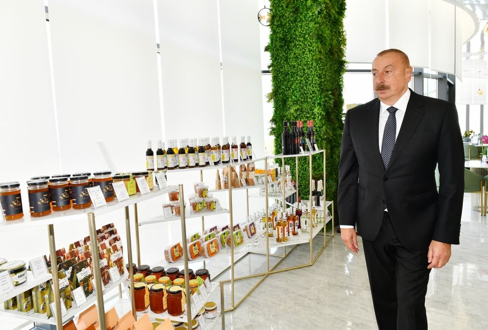 Prezident İlham Əliyev 2 saylı Sumqayıt regional “ASAN xidmət” mərkəzinin açılışında iştirak edib (YENİLƏNİB) (FOTO/VİDEO)