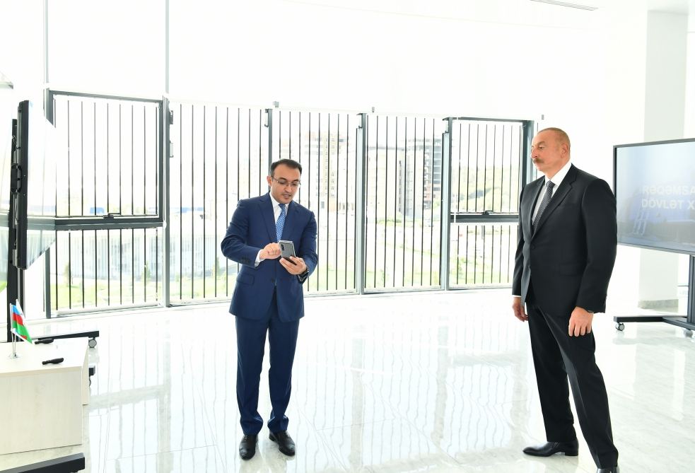 Prezident İlham Əliyev 2 saylı Sumqayıt regional “ASAN xidmət” mərkəzinin açılışında iştirak edib (YENİLƏNİB) (FOTO/VİDEO)