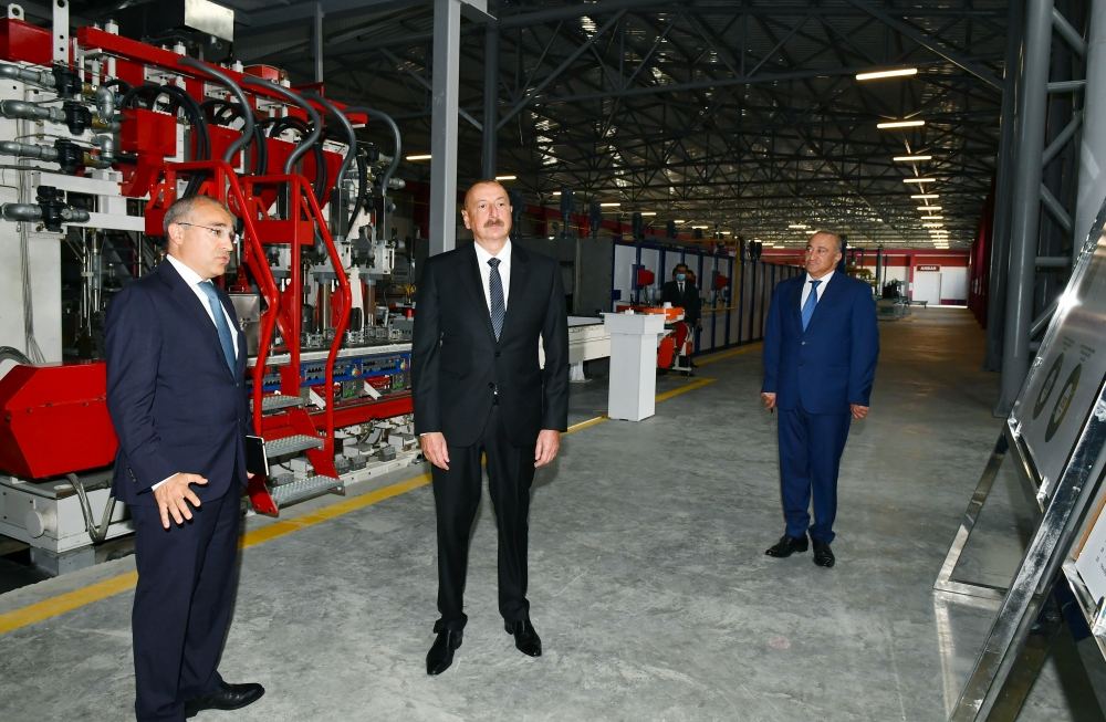 Prezident İlham Əliyev Sumqayıt Kimya Sənaye Parkında yeni müəssisələrin açılış və təməlqoyma mərasimlərində iştirak edib (FOTO/VİDEO) (YENİLƏNİB)