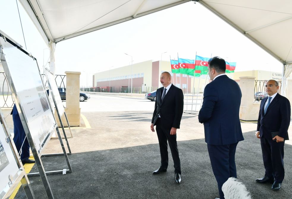 Prezident İlham Əliyev Sumqayıt Kimya Sənaye Parkında yeni müəssisələrin açılış və təməlqoyma mərasimlərində iştirak edib (FOTO/VİDEO) (YENİLƏNİB)