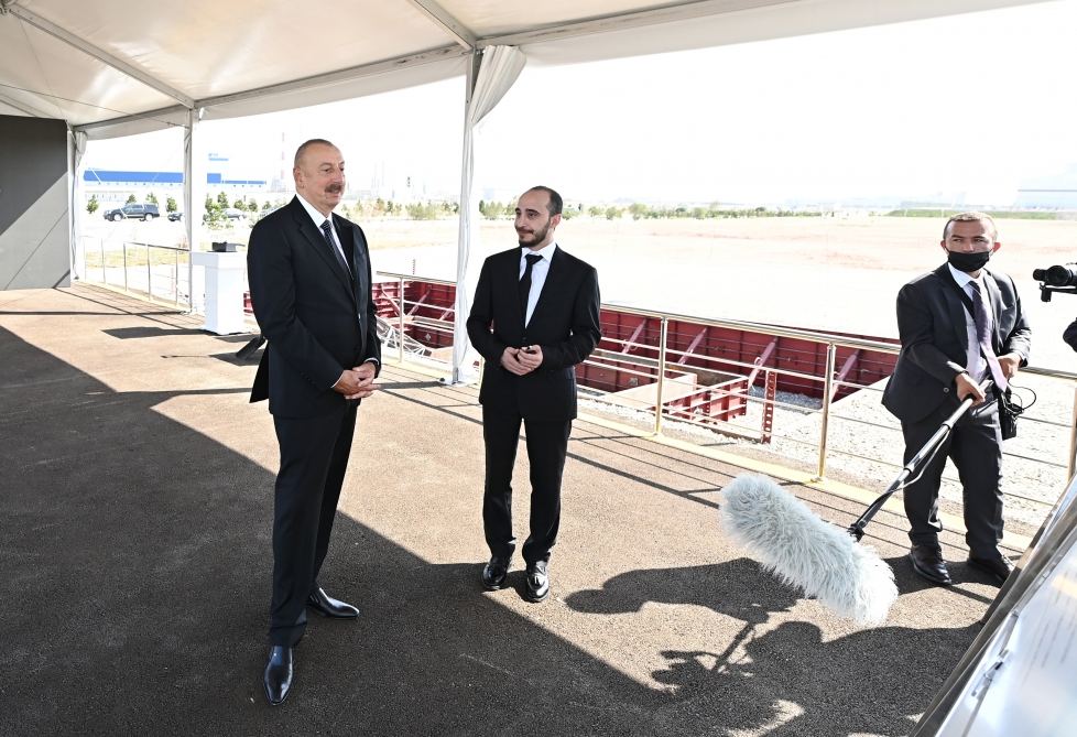 Prezident İlham Əliyev Sumqayıt Kimya Sənaye Parkında yeni müəssisələrin açılış və təməlqoyma mərasimlərində iştirak edib (FOTO/VİDEO) (YENİLƏNİB)
