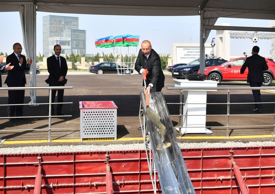 Prezident İlham Əliyev Sumqayıt Kimya Sənaye Parkında yeni müəssisələrin açılış və təməlqoyma mərasimlərində iştirak edib (FOTO/VİDEO) (YENİLƏNİB)