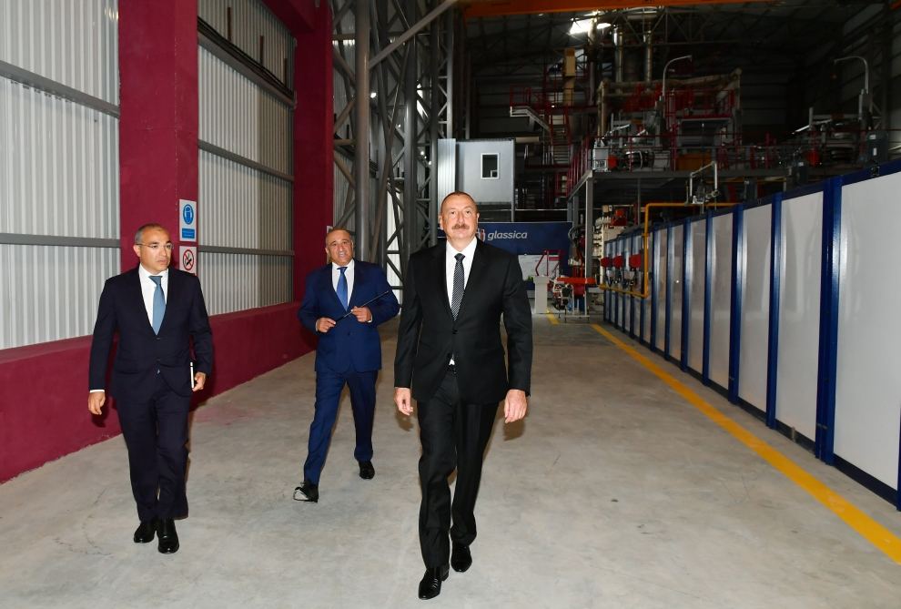 Prezident İlham Əliyev Sumqayıt Kimya Sənaye Parkında yeni müəssisələrin açılış və təməlqoyma mərasimlərində iştirak edib (FOTO/VİDEO) (YENİLƏNİB)