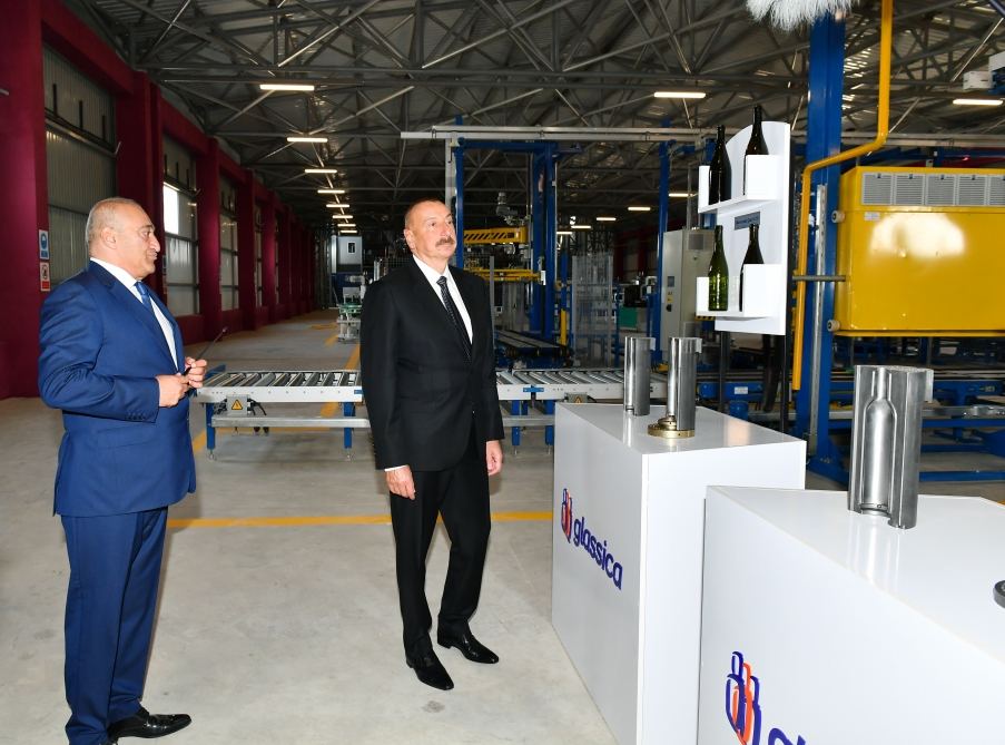 Prezident İlham Əliyev Sumqayıt Kimya Sənaye Parkında yeni müəssisələrin açılış və təməlqoyma mərasimlərində iştirak edib (FOTO/VİDEO) (YENİLƏNİB)