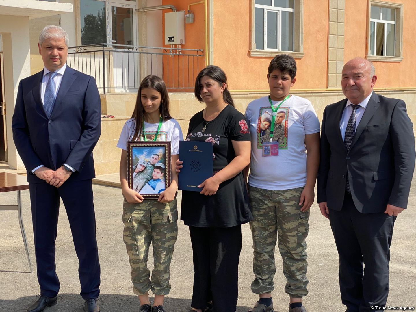 Beyləqanda şəhid ailələrinə yeni mənzillər verilib (FOTO)
