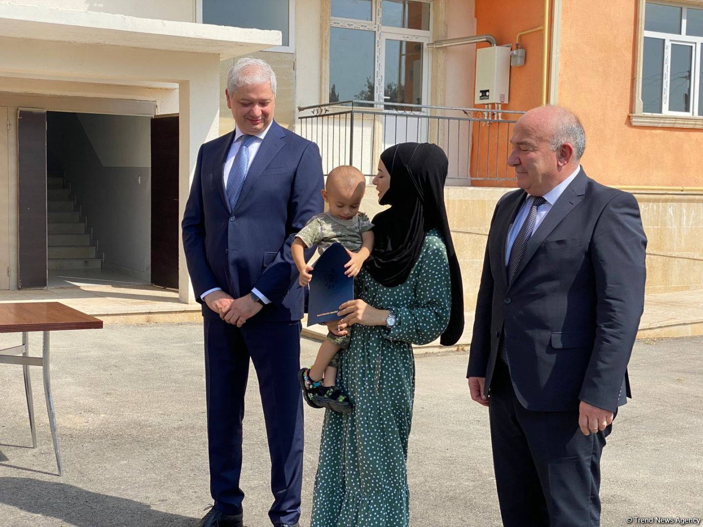 Beyləqanda şəhid ailələrinə yeni mənzillər verilib (FOTO)