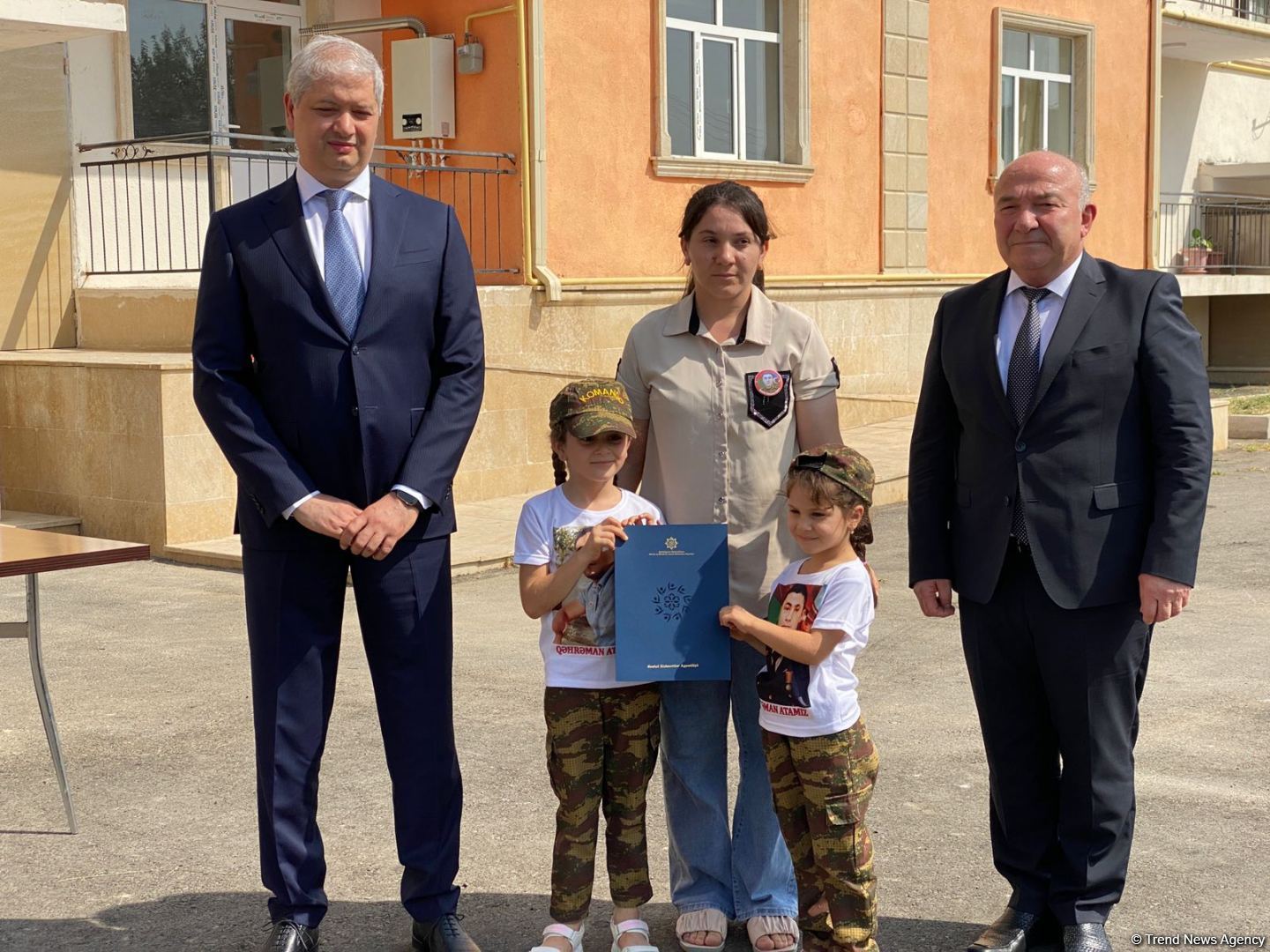 Beyləqanda şəhid ailələrinə yeni mənzillər verilib (FOTO)