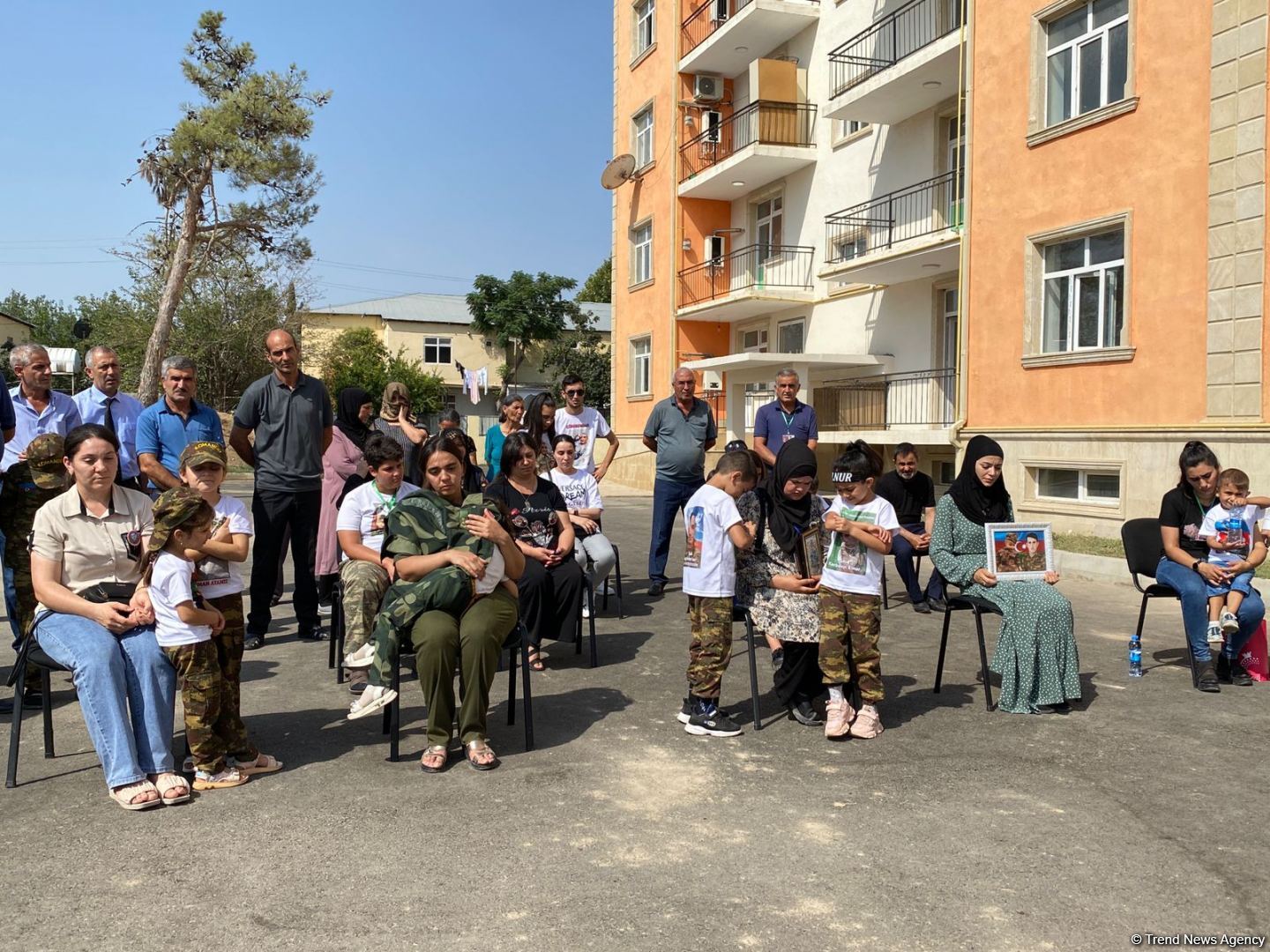 Beyləqanda şəhid ailələrinə yeni mənzillər verilib (FOTO)