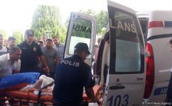 Bərdədə yolu keçmək istəyən 3 azyaşlını maşın vurub (FOTO)