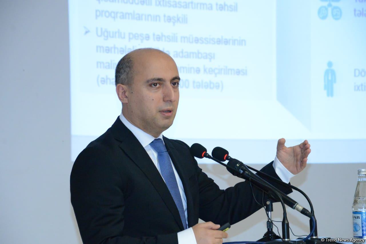 Azərbaycanda liseylərə maraq artıb - Emin Əmrullayev (FOTO)