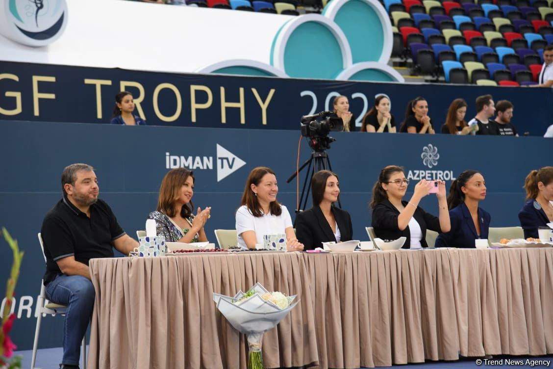 İslam Həmrəyliyi Oyunlarında iştirak edəcək azərbaycanlı gimnastların yoxlama məşqi keçirilib (FOTO)