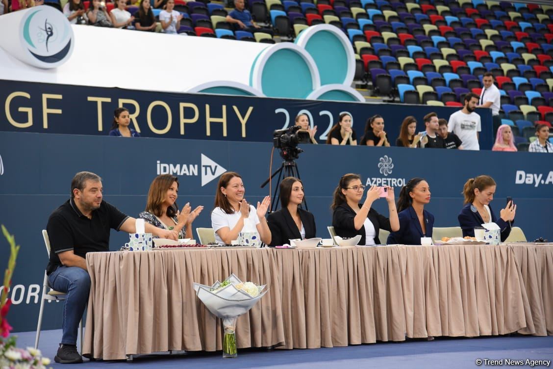 İslam Həmrəyliyi Oyunlarında iştirak edəcək azərbaycanlı gimnastların yoxlama məşqi keçirilib (FOTO)
