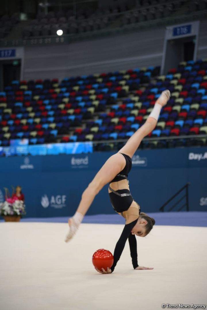 İslam Həmrəyliyi Oyunlarında iştirak edəcək azərbaycanlı gimnastların yoxlama məşqi keçirilib (FOTO)