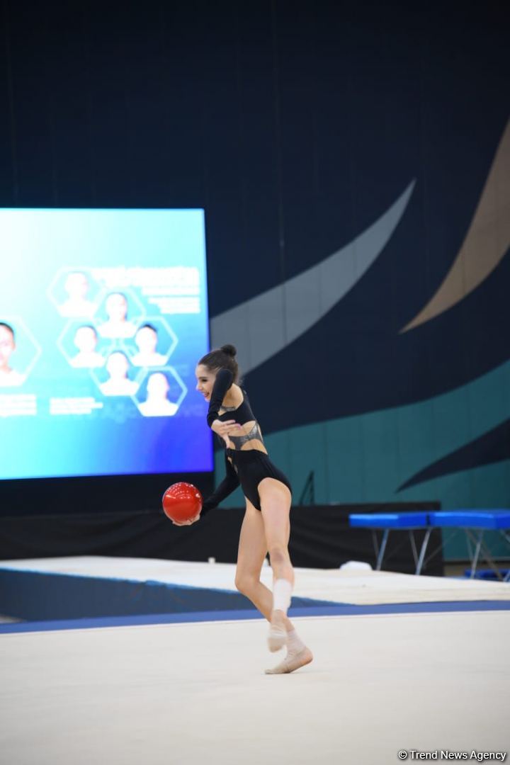 İslam Həmrəyliyi Oyunlarında iştirak edəcək azərbaycanlı gimnastların yoxlama məşqi keçirilib (FOTO)