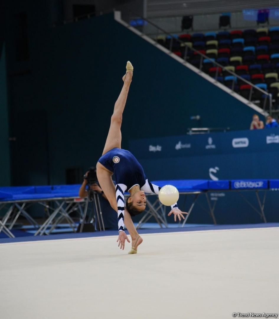 İslam Həmrəyliyi Oyunlarında iştirak edəcək azərbaycanlı gimnastların yoxlama məşqi keçirilib (FOTO)