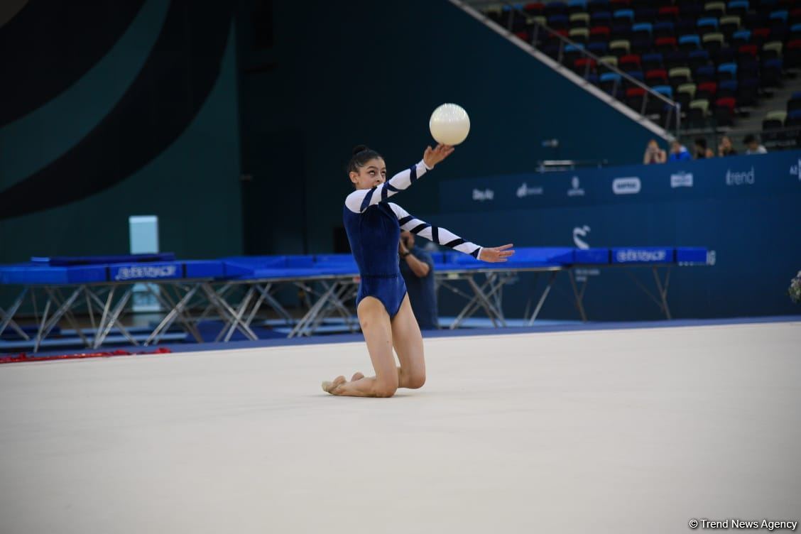 İslam Həmrəyliyi Oyunlarında iştirak edəcək azərbaycanlı gimnastların yoxlama məşqi keçirilib (FOTO)