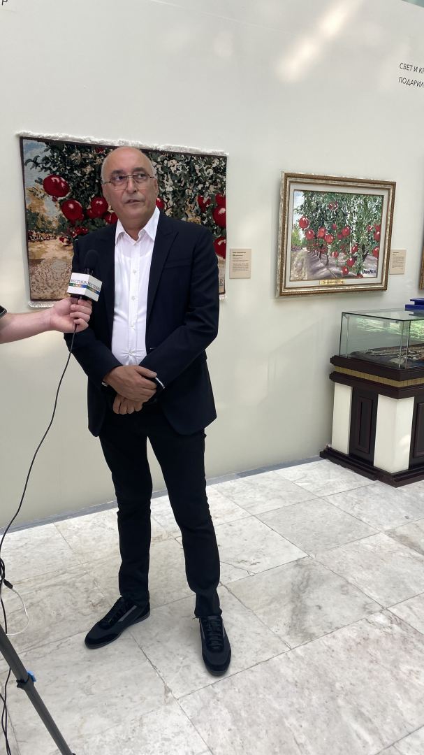 “Azərxalça”nın xalçaları yenidən Moskvada sərgilənib (FOTO)