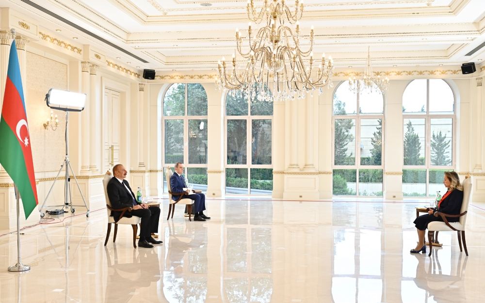 Prezident İlham Əliyev Panamanın Azərbaycanda yeni təyin olunmuş səfirinin etimadnaməsini qəbul edib (FOTO/VİDEO) (YENİLƏNİB)