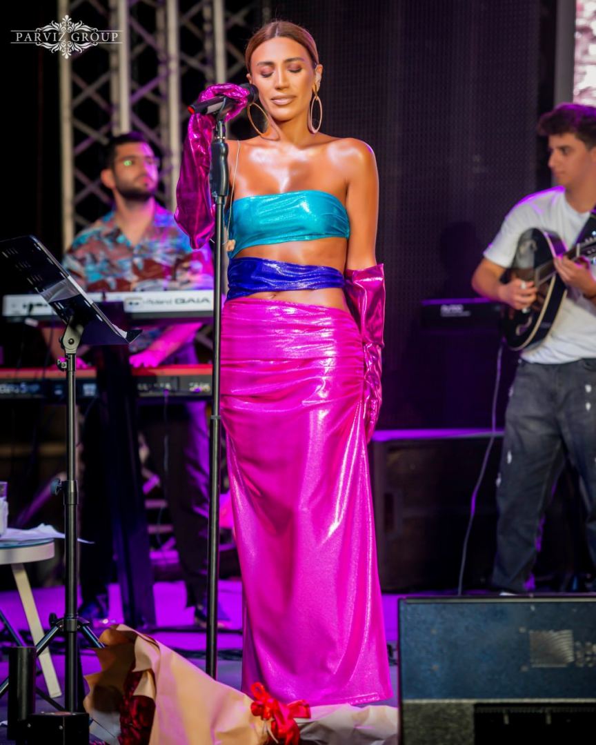 Röya Ayxan "Şazeli Bahçe" festivalı çərçivəsində konsertlə çıxış edib (FOTO/VİDEO)