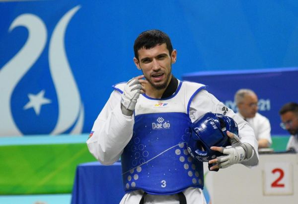 İslam Həmrəyliyi Oyunlarında daha bir azərbaycanlı taekvondoçu ilk qələbəsini qazanıb (FOTO/VİDEO)
