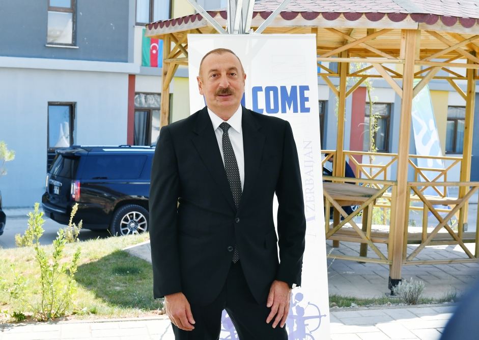 Prezident İlham Əliyev və Birinci xanım Mehriban Əliyeva Konyada V İslam Həmrəyliyi Oyunlarında ölkəmizi təmsil edən idmançılarla görüşüblər (FOTO/VİDEO) (YENİLƏNİB)