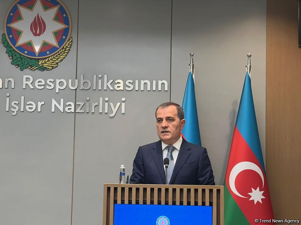 Azərbaycan qonşu ölkələrlə normal münasibətlərin formalaşmasına tərəfdardır - Ceyhun Bayramov