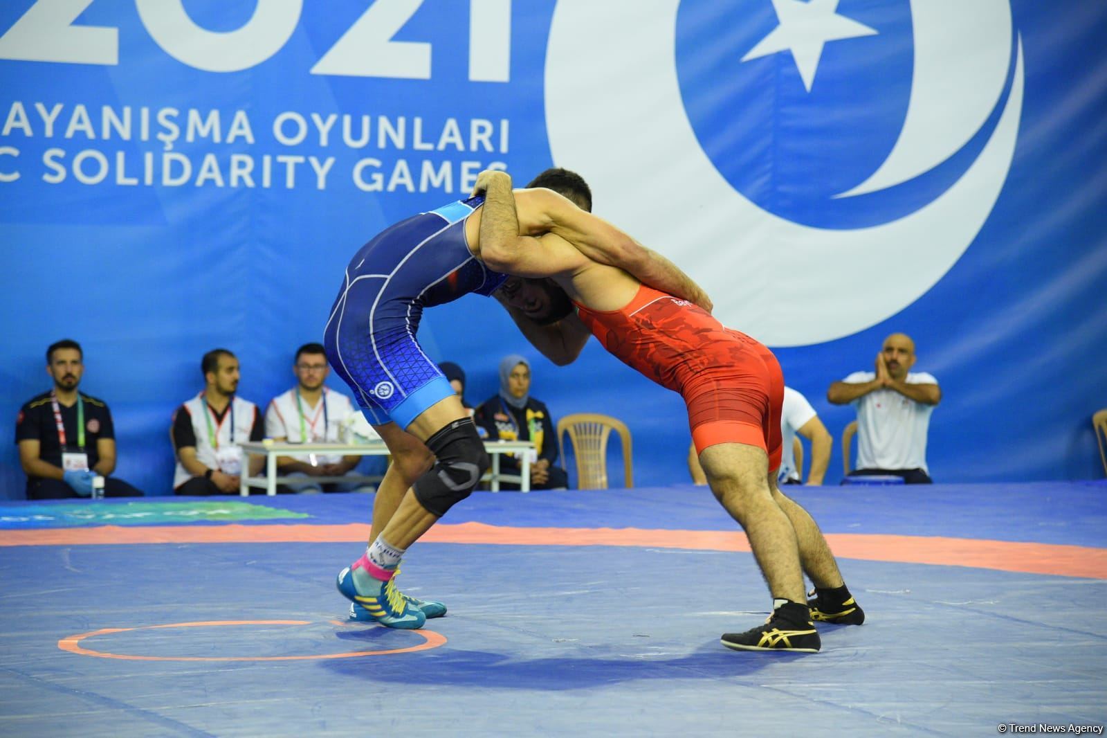 Azərbaycanın daha bir sərbəst güləşçisi İslamiadanın qalibi oldu (FOTO)