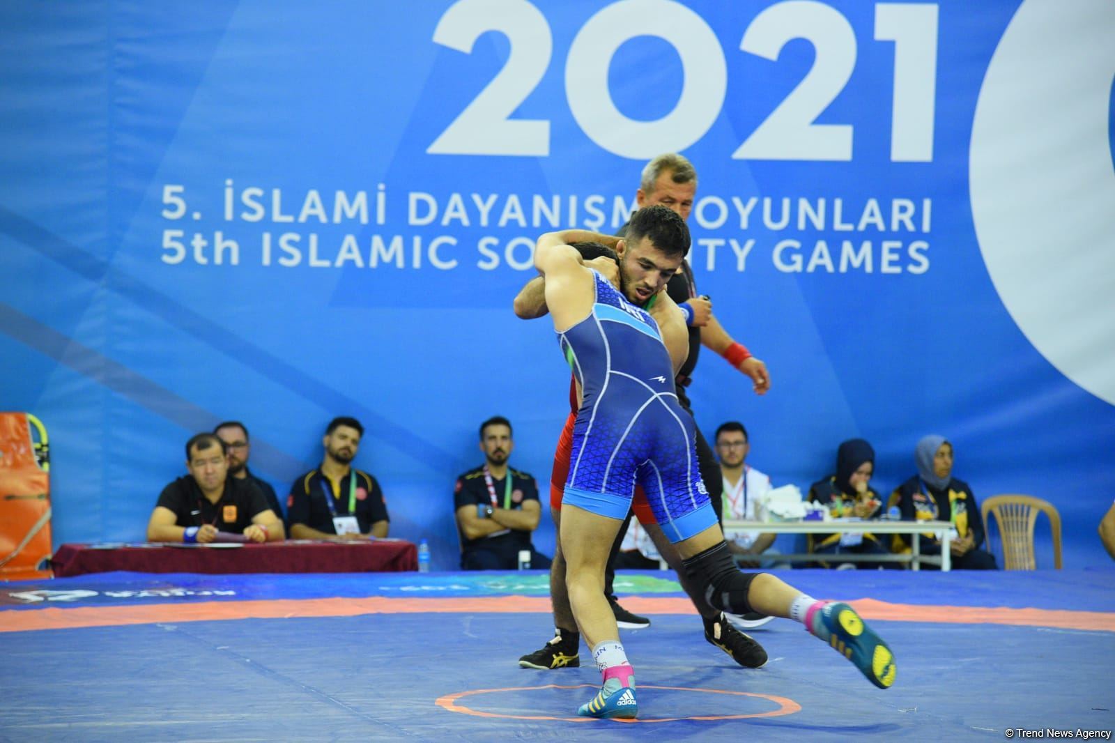 Azərbaycanın daha bir sərbəst güləşçisi İslamiadanın qalibi oldu (FOTO)