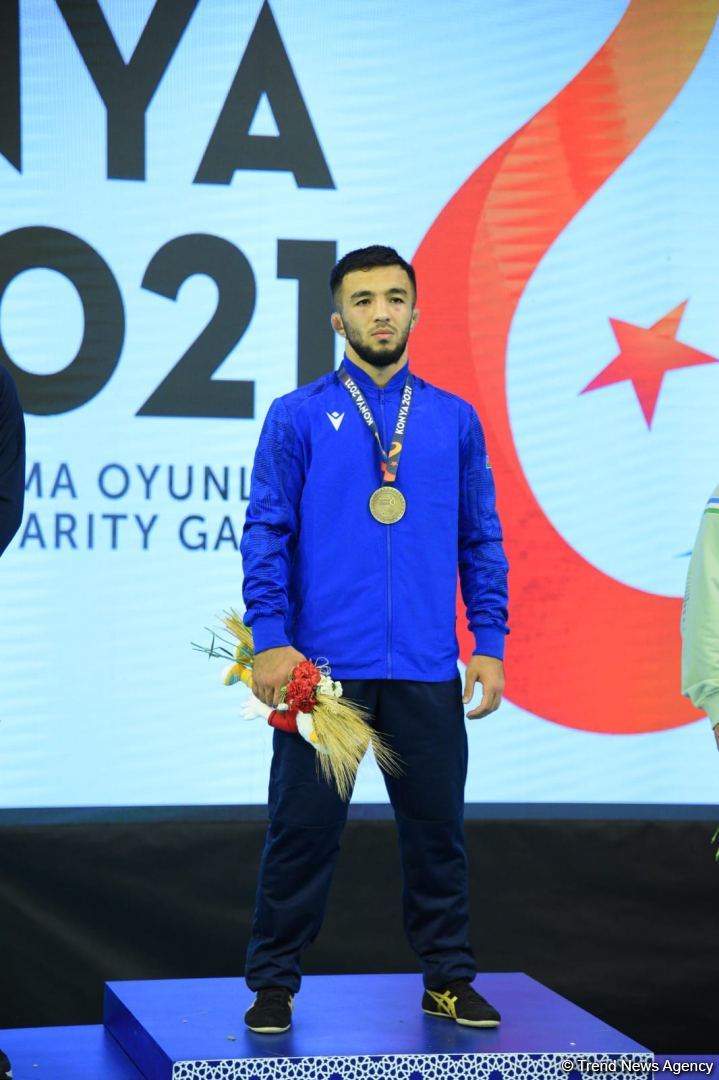 Azərbaycanın daha bir sərbəst güləşçisi İslamiadanın qalibi oldu (FOTO)