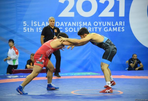 Daha bir güləşçimiz İslam Həmrəyliyi Oyunlarında bürünc medal qazanıb (FOTO)