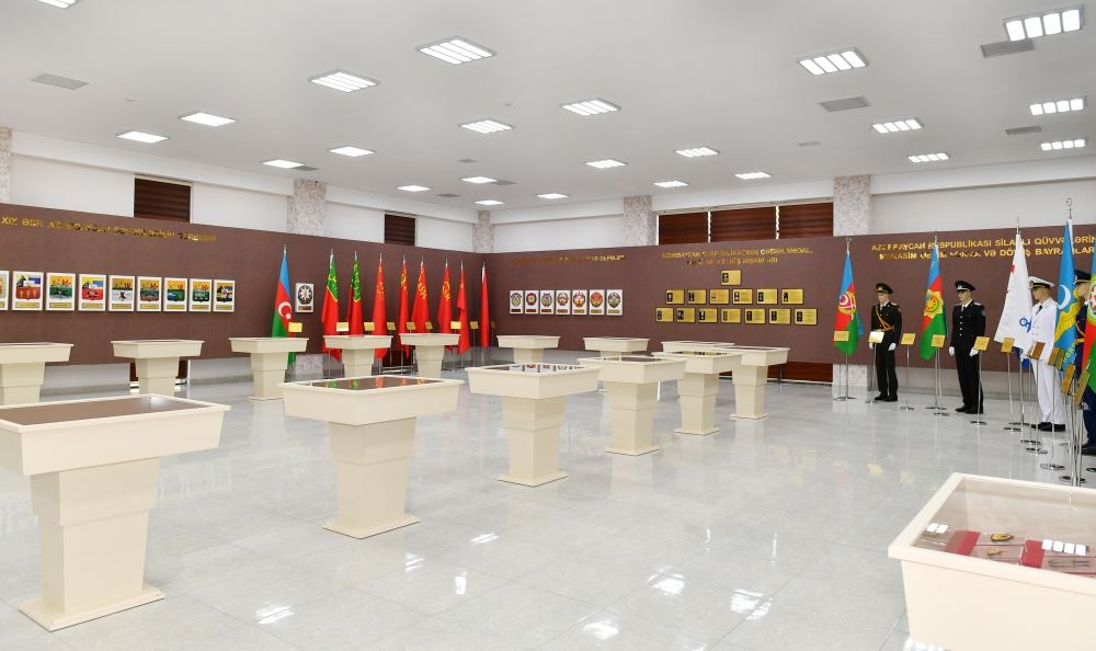 Prezident İlham Əliyev Ağsuda Gənc Sənətkarlar Mərkəzinin və Dövlət Rəmzləri Muzeyinin açılışında iştirak edib (FOTO/VİDEO) (YENİLƏNİB)
