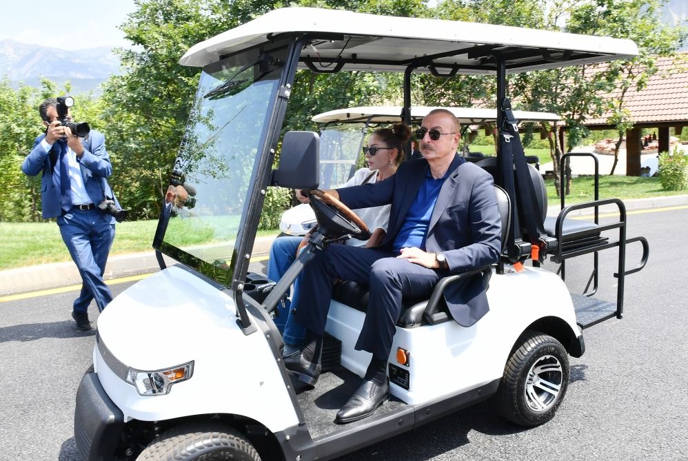 Prezident İlham Əliyev və Birinci xanım Mehriban Əliyeva İsmayıllıda “Basqal Resort & Spa” otelinin açılışında iştirak ediblər (YENİLƏNİB) (FOTO/VİDEO)