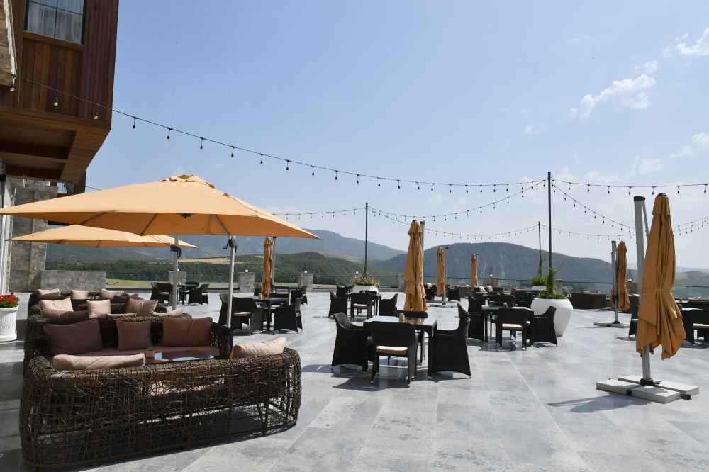 Prezident İlham Əliyev və Birinci xanım Mehriban Əliyeva İsmayıllıda “Basqal Resort & Spa” otelinin açılışında iştirak ediblər (YENİLƏNİB) (FOTO/VİDEO)