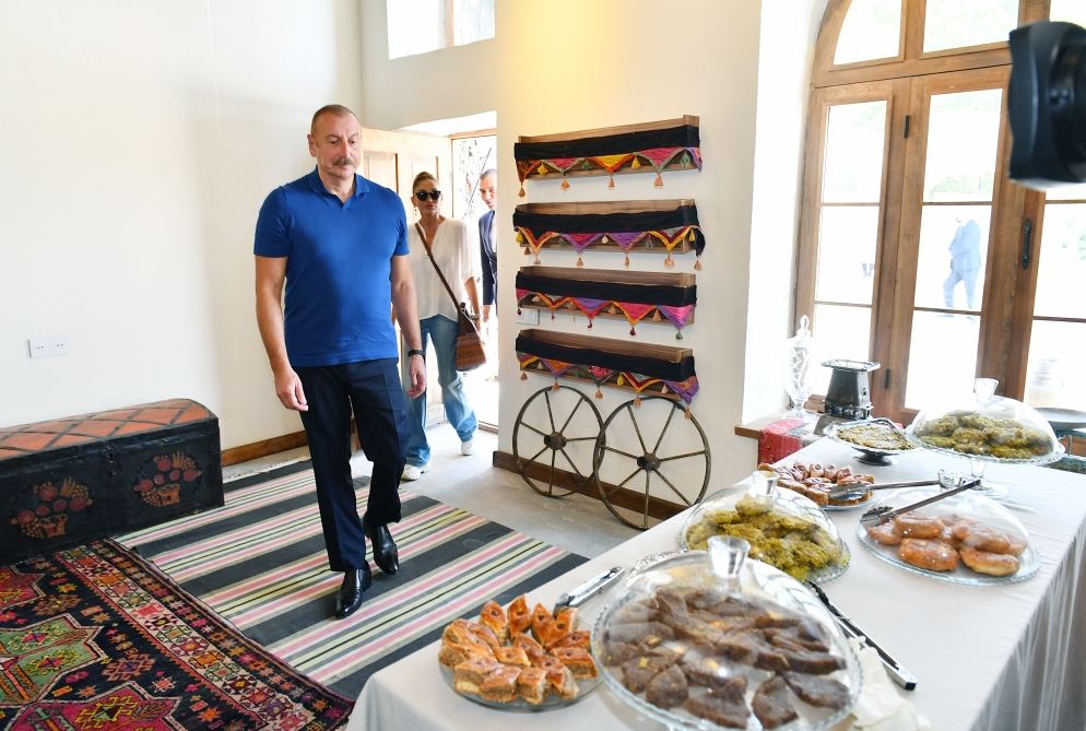 Prezident İlham Əliyev və Birinci xanım Mehriban Əliyeva “Basqal” Dövlət Tarix-Memarlıq Qoruğu ərazisində tikinti-bərpa işləri ilə tanış olublar (YENİLƏNİB-2) (FOTO/VİDEO)