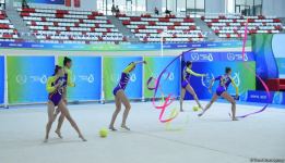 İslamiada: Azərbaycanın bədii gimnastika üzrə qrup komandası üç lent və iki topla proqramda qızıl medal qazanıb (FOTO)