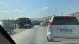 Bakı-Quba yolunda ağır yol qəzası baş verib (FOTO)