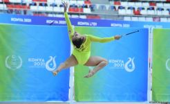 Zöhrə Ağamirova gürzlərlə hərəkətlərdə qızıl medal qazanıb (FOTO)
