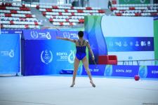 Azərbaycan gimnastı Zöhrə Ağamirova halqa ilə hərəkətlərdə gümüş medal qazanıb (FOTO)