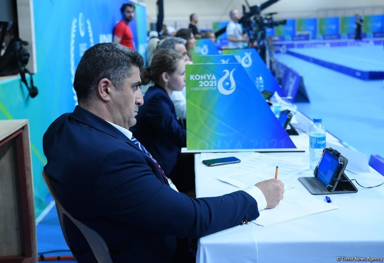 Azərbaycan gimnastlarından ibarət üçlük İslamiadanın gümüş müdalını qazanıb (FOTO)