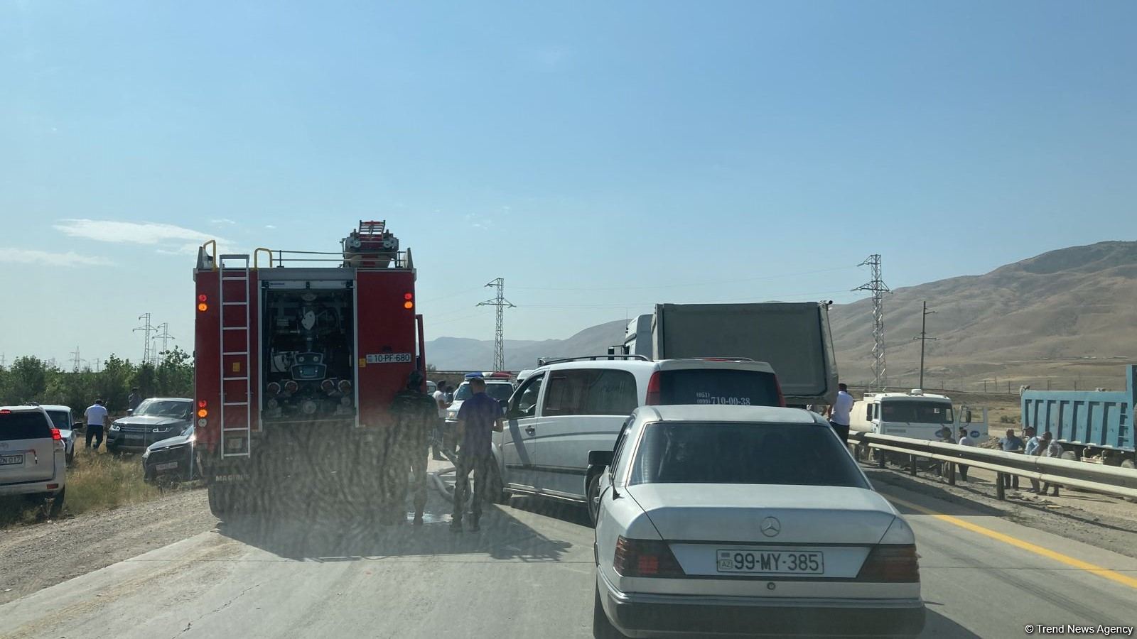 Bakı-Quba yolunda ağır yol qəzası baş verib (FOTO)