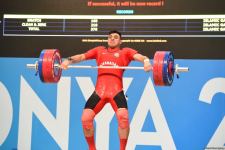 Azərbaycanın ağır atleti İslam Həmrəyliyi Oyunlarında gümüş medal qazanıb (FOTO)