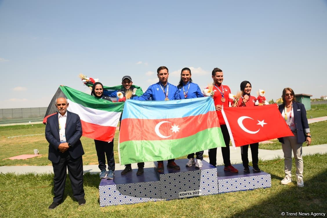 Azərbaycan idmançıları İslamiadada stend atıcılığı yarışlarında qızıl medal qazanıblar (FOTO)