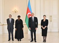 Prezident İlham Əliyev Cənubi Afrika Respublikasının Azərbaycanda yeni təyin olunan səfirinin etimadnaməsini qəbul edib (FOTO/VİDEO) (YENİLƏNİB)