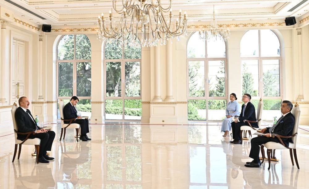 Prezident İlham Əliyev Monqolustanın Azərbaycanda yeni təyin olunan səfirinin etimadnaməsini qəbul edib (FOTO/VİDEO) (YENİLƏNİB)