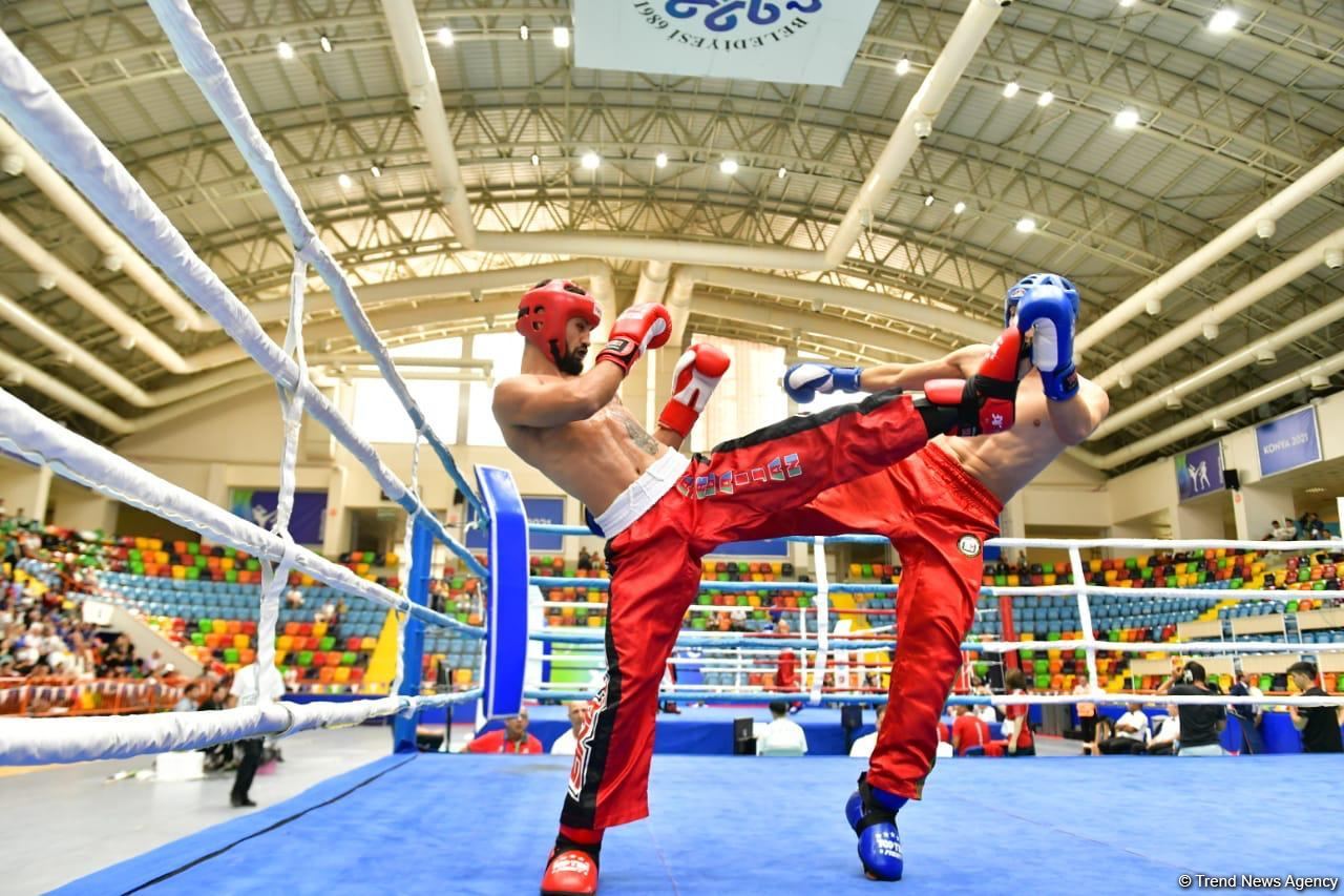 Azərbaycan kikboksçusu İslamiadada qızıl medal qazanıb (FOTO)