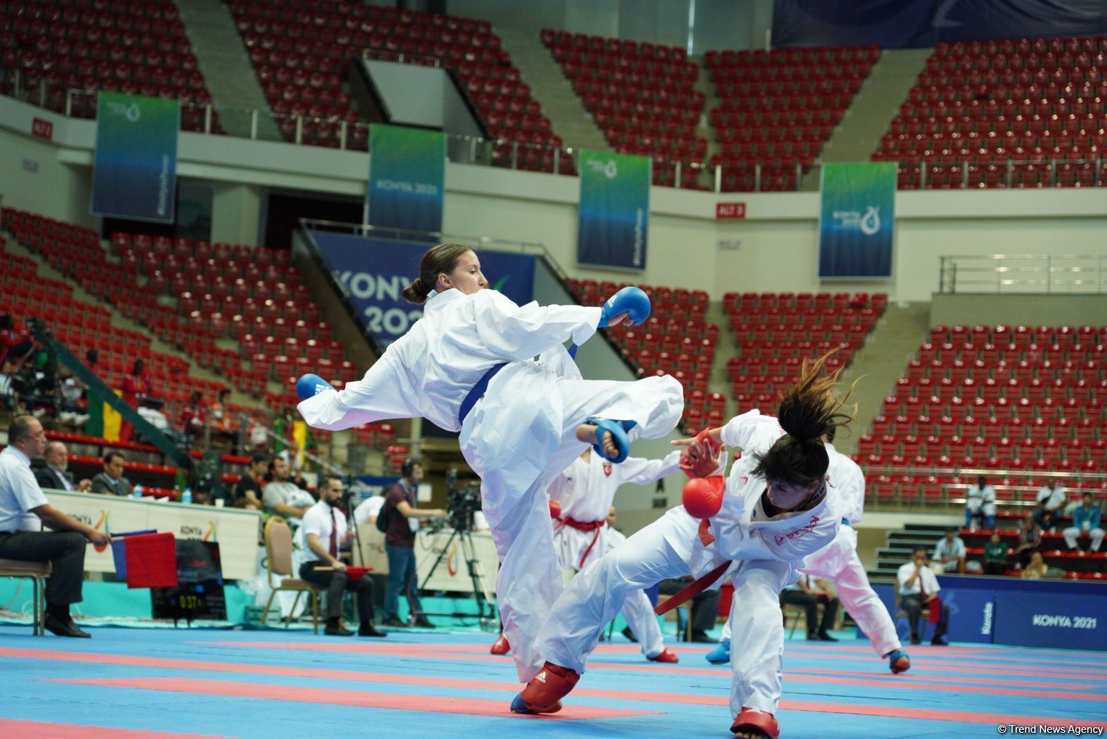 Karateçimiz İslamiadada qızıl medal qazanıb (FOTO)